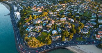 House price growth sustained but easing