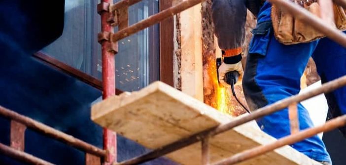 Top 9 health & safety risks in construction