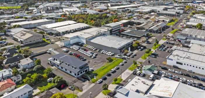 Resurgent year ahead for commercial property